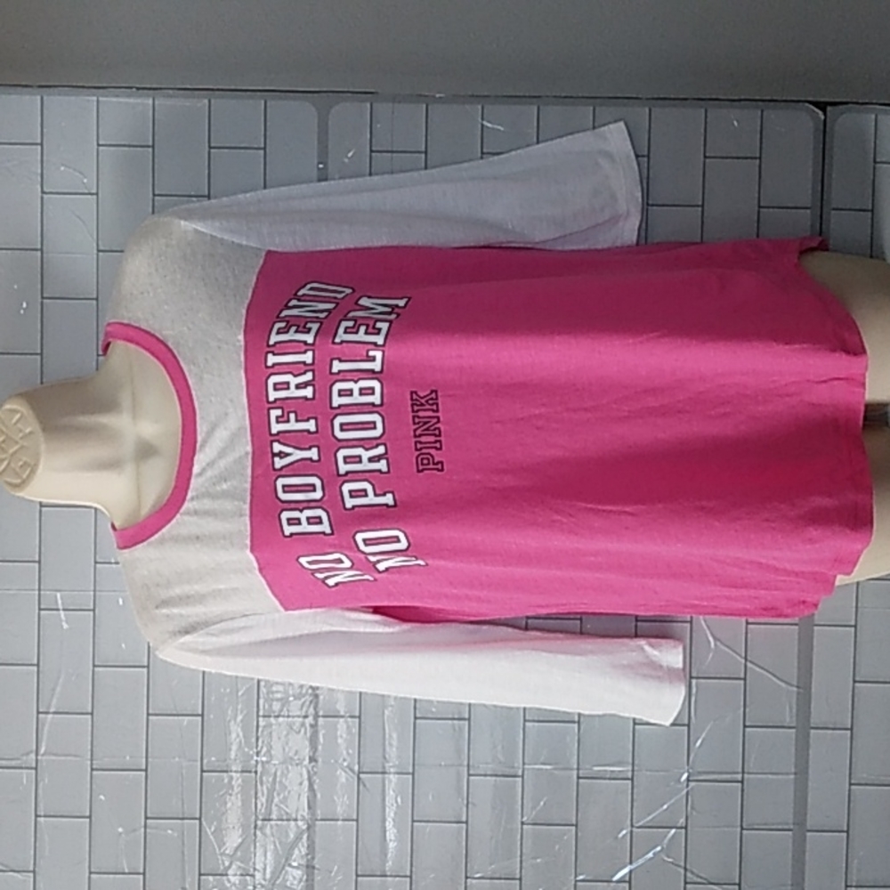 Victoria's Secret Pink T shirt small